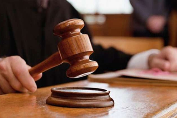 Terjadi Perbedaan Antara The Living Law Dan State Law, Mana Lebih Kuat